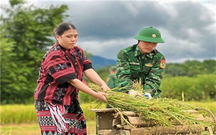 Ngôi sao xanh lấp lánh miền biên giới
