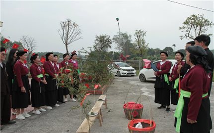 Đám cưới người Sán Dìu - Một cách trao truyền nét đẹp văn hóa truyền thống