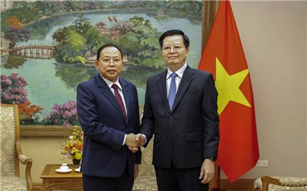 Phó Thủ tướng Mai Văn Chính tiếp Bộ trưởng Bộ Lễ nghi và Tôn giáo Campuchia