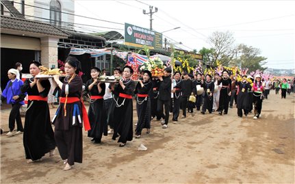 Hội tụ sắc màu văn hóa ở Lễ hội dân gian Việt Bắc trên Tam Giang