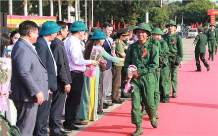 Hơn 1.440 thanh niên người DTTS tỉnh Quảng Ngãi lên đường nhập ngũ