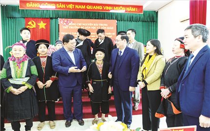 Củng cố “thế trận lòng dân” từ cơ sở