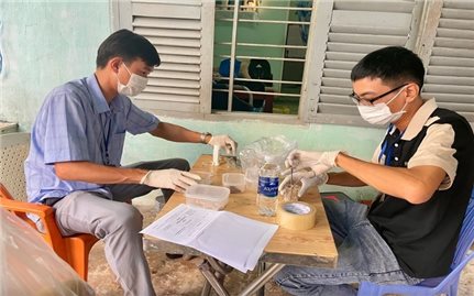 Số ca ngộ độc sau ăn bánh mì ở TP. Hồ Chí Minh liên tục tăng