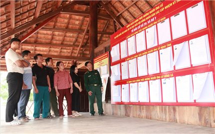 Bám sát nhịp sống bà con vùng đất 