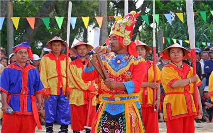 Làng biển hơn 500 năm tuổi mở hội cầu ngư