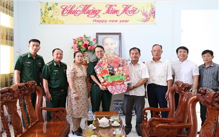 An Giang: Ấm tình quân - dân nơi biên giới dịp Tết Chôl Chnăm Thmây