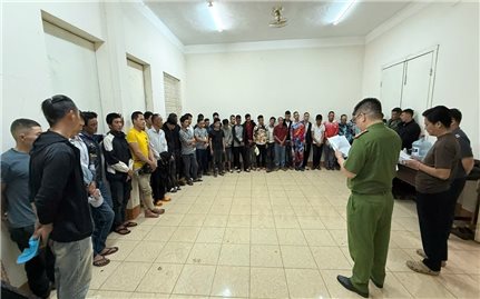 Khởi tố 40 người tham gia câu cá ăn tiền ở Đắk Lắk