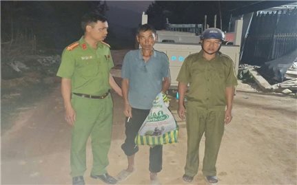 Người đàn ông ở Thanh Hóa thoát chết sau nhiều ngày đi lạc trong rừng