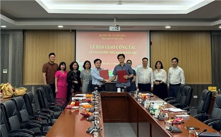 Lễ bàn giao công tác của Giám đốc Nhà khách Dân tộc