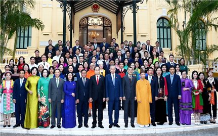 Đổi mới tư duy, hoàn thiện thể chế về công tác dân tộc, chính sách dân tộc