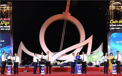 Cà Mau khai mạc tuần lễ lớn, gắn với câu chuyện nâng tầm hạt gạo Việt