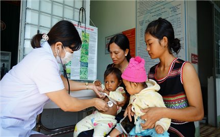 Giải pháp kéo giảm tình trạng sinh con tại nhà ở Gia Lai