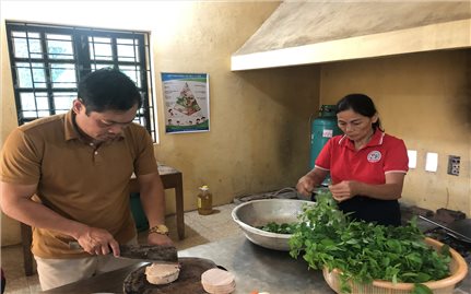 Lào Cai: Tăng cường quản lý ATTP tại các bếp ăn tập thể, trường học