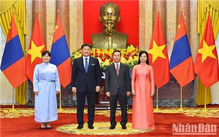 Chủ tịch nước Võ Văn Thưởng cùng Phu nhân chủ trì lễ đón Tổng thống Mông Cổ Ukhnaagiin Khurelsukh và Phu nhân