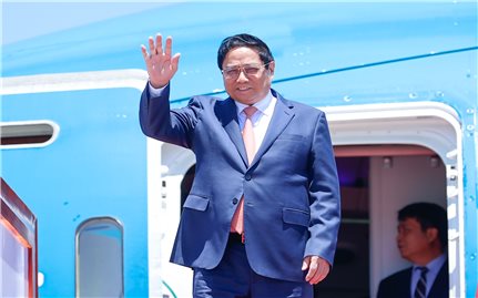 Thủ tướng Phạm Minh Chính tới Đại Liên, bắt đầu tham dự Hội nghị WEF và làm việc tại Trung Quốc