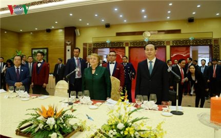 Chủ tịch nước Trần Đại Quang chủ trì Quốc yến chào mừng Tổng thống Chile
