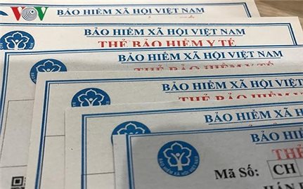 Nhiều người dân còn “lơ mơ” với thẻ BHYT mới