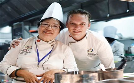 Người nấu ăn cho quan khách APEC 2017