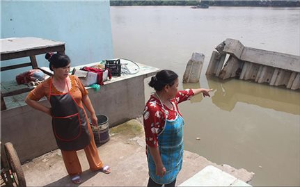 Đồng nai: Công trình bờ kè chợ vừa đưa vào sử dụng đã sập