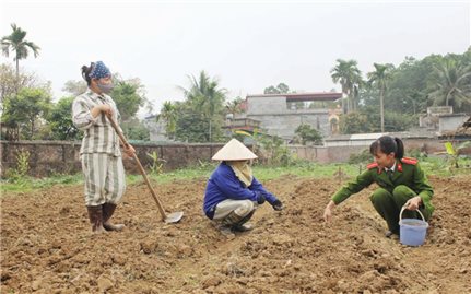 Nữ quản giáo tiêu biểu