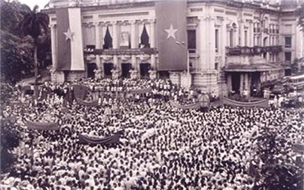 Mãi tỏa sáng tinh thần Cách mạng Tháng Tám!