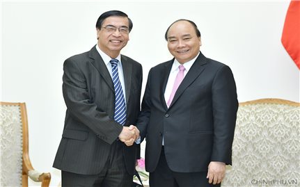 Thủ tướng tiếp Chủ tịch Hội Liên lạc với người Việt Nam ở nước ngoài