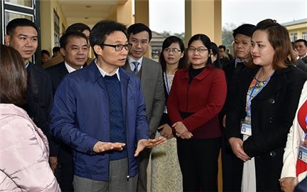 Phó Thủ tướng mong các thầy cô ‘chân cứng đá mềm’