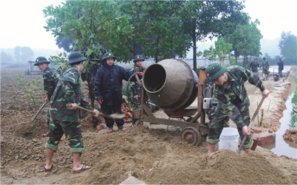 Xây dựng thế trận lòng dân từ những việc làm cụ thể