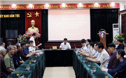 Gặp mặt Đoàn đại biểu Người có uy tín trong đồng bào DTTS tỉnh Thái Nguyên