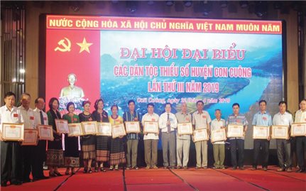 “Đoàn kết, đổi mới phát triển toàn diện”