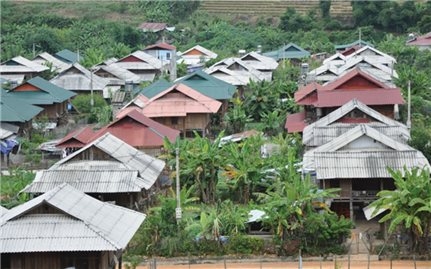 Chuyển đổi sản xuất vật liệu thay thế Amiăng trắng: Nhiều vướng mắc cần tháo gỡ