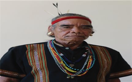 Già làng Điểu Đố ở sóc Bù Môn