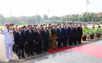 Lãnh đạo Đảng, Nhà nước vào Lăng viếng Chủ tịch Hồ Chí Minh