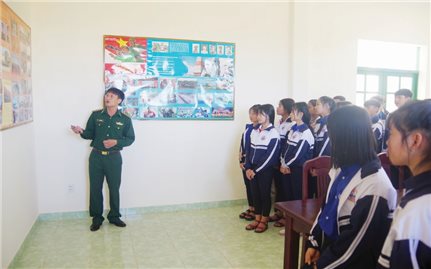 Tiết học vùng biên