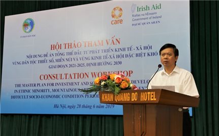 Hội thảo góp ý Đề án tổng thể phát triển kinh tế, xã hội vùng DTTS và miền núi