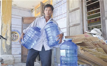Cơ sở nuôi thủy sản gây nhiễm mặn nguồn nước