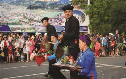 Nhiều hoạt động tại Festival “Vó ngựa cao nguyên trắng Bắc Hà”