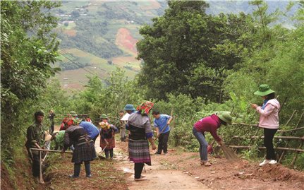 “Ngày cuối tuần cùng dân” ở Mù Cang Chải