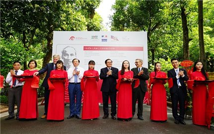 Lan tỏa và tôn vinh những di sản vĩ đại của Bác Hồ