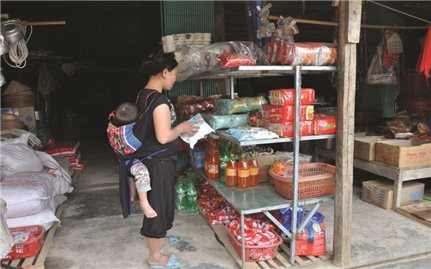 Giảm thiểu gánh nặng của phụ nữ DTTS với các công việc gia đình : Cần thay đổi nhận thức
