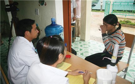 Điều trị nghiện các chất dạng thuốc phiện bằng Methadone ở Mường Tè: Còn nhiều khó khăn