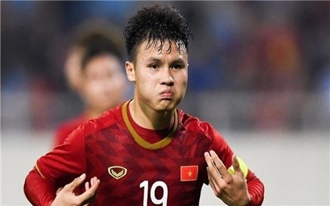 Quang Hải có nhiều cơ hội ra sân tại Pau FC