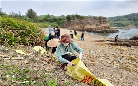 Đảo Cô Tô trước vấn nạn rác thải