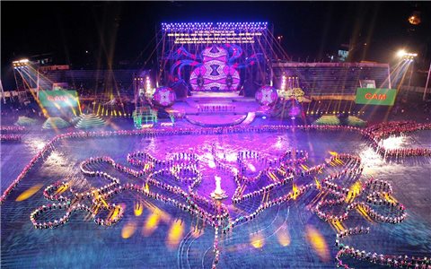 Lễ đón nhận Bằng của UNESCO ghi danh “Nghệ thuật Xòe Thái” vào Danh sách Di sản văn hóa phi vật thể đại diện của nhân loại