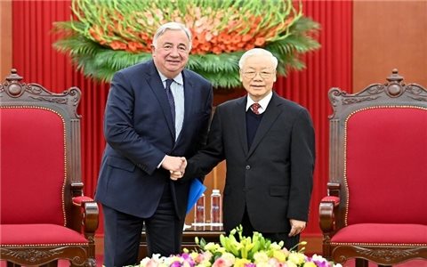 Tổng Bí thư Nguyễn Phú Trọng tiếp Chủ tịch Thượng viện Pháp