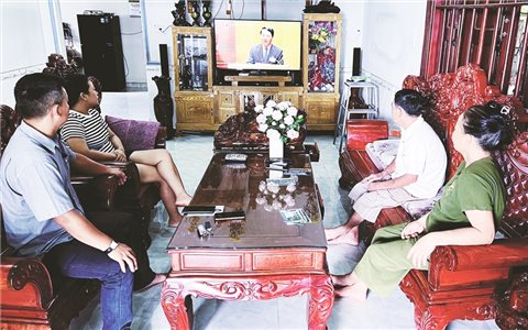 Đại biểu Quốc hội, cử tri, đánh giá cao phần trả lời chất vấn của Bộ trưởng, Chủ nhiệm UBDT Hầu A Lềnh
