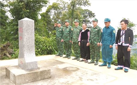 Những “cột mốc sống” ở vùng biên Thanh Hóa