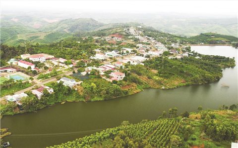 Đắk Nông: Tập trung phát triển toàn diện vùng “lõi nghèo”