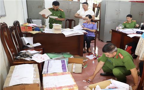 Đắk Nông: Cảnh báo tình trạng làm và mua bán giấy tờ giả