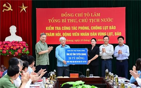 Tổng Bí thư, Chủ tịch nước Tô Lâm kiểm tra công tác phòng, chống lụt bão tại Tuyên Quang